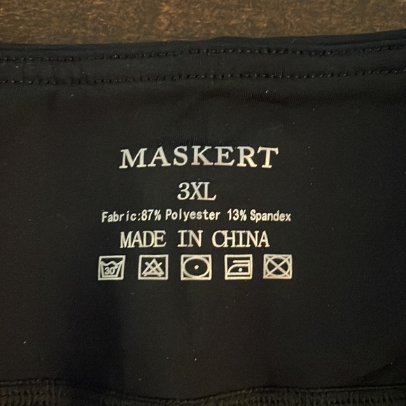 NWT MASKERT athletic leggings - Picture 5 of 6